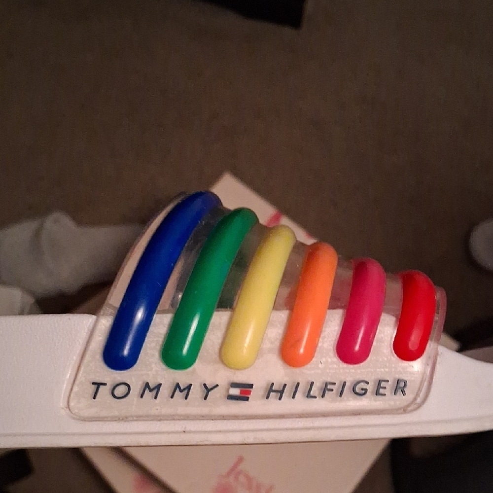 Tommy Hilfiger Women's Multicolor Stripe Slides - Picture 5 of 5